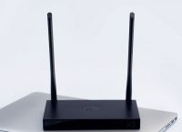 无线路由器怎么设置wifi？哪个路由器性价比好？