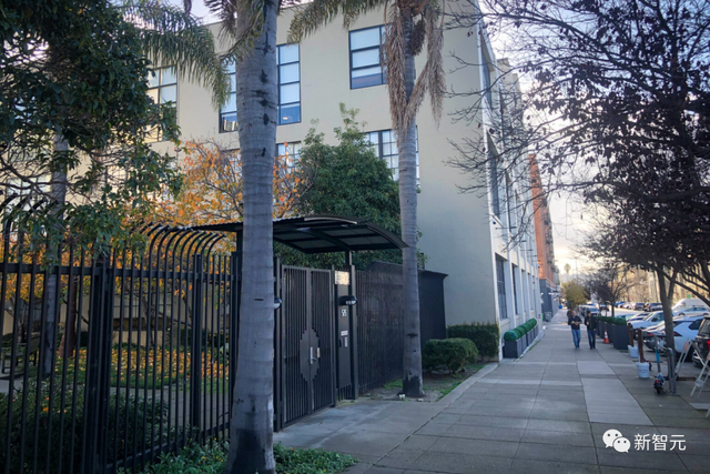 这家博物馆距离OpenAI办公室只有8个街区.png 这家博物馆距离OpenAI办公室只有8个街区.png