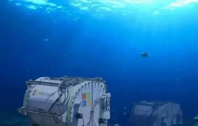 阿里服务器在千岛湖底部，腾讯服务器在贵州山洞里，微软服务器，在苏格兰海底